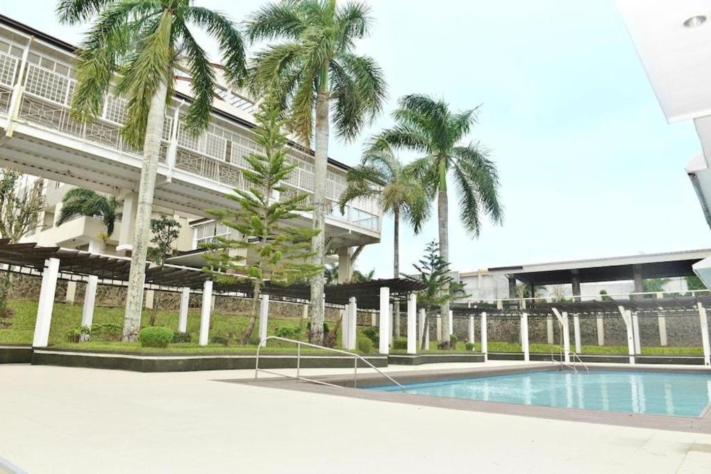 Whitewoods Convention And Leisure Hotel Silang Exteriér fotografie